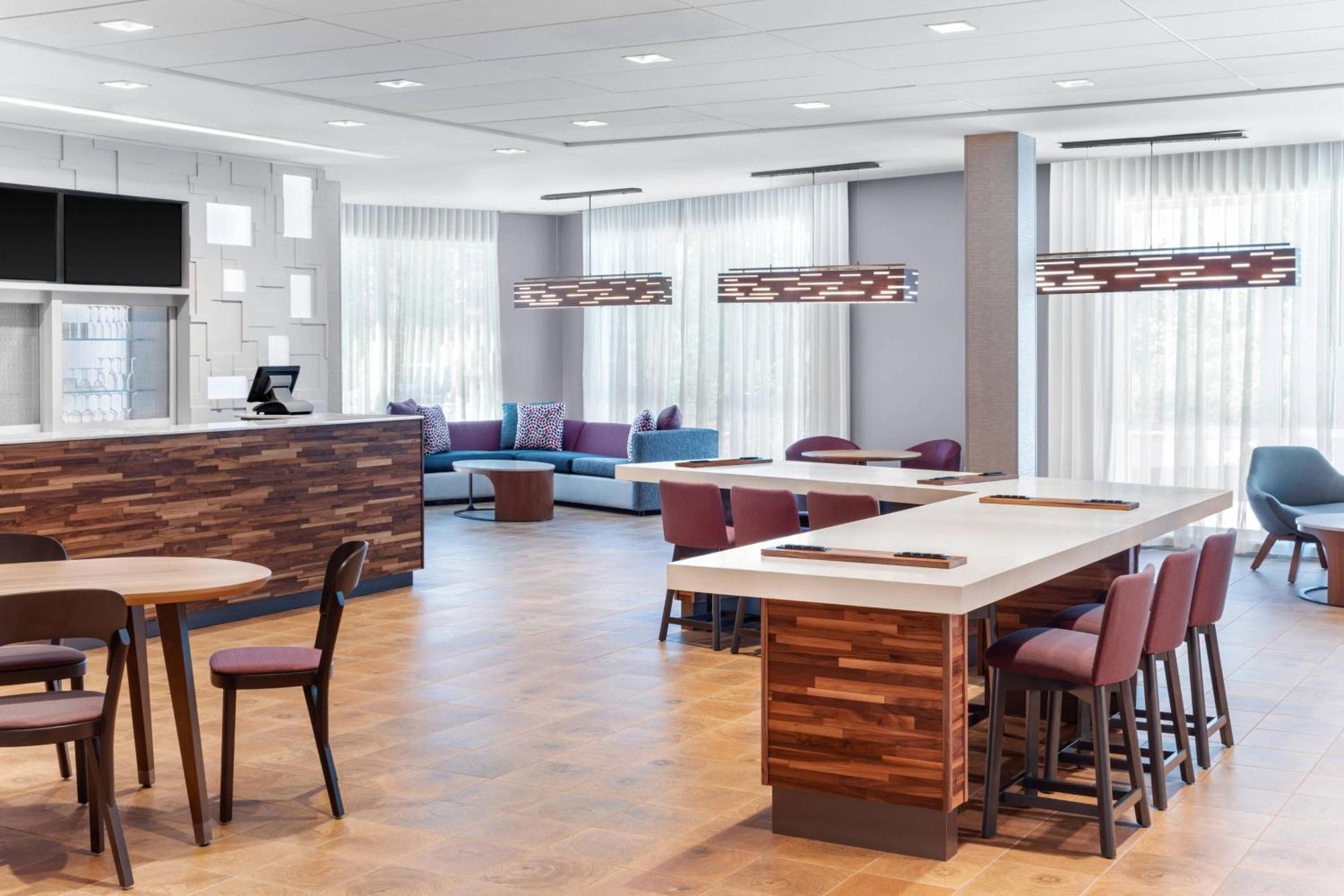 Courtyard By Marriott Wayne Fairfield Hotel Kültér fotó