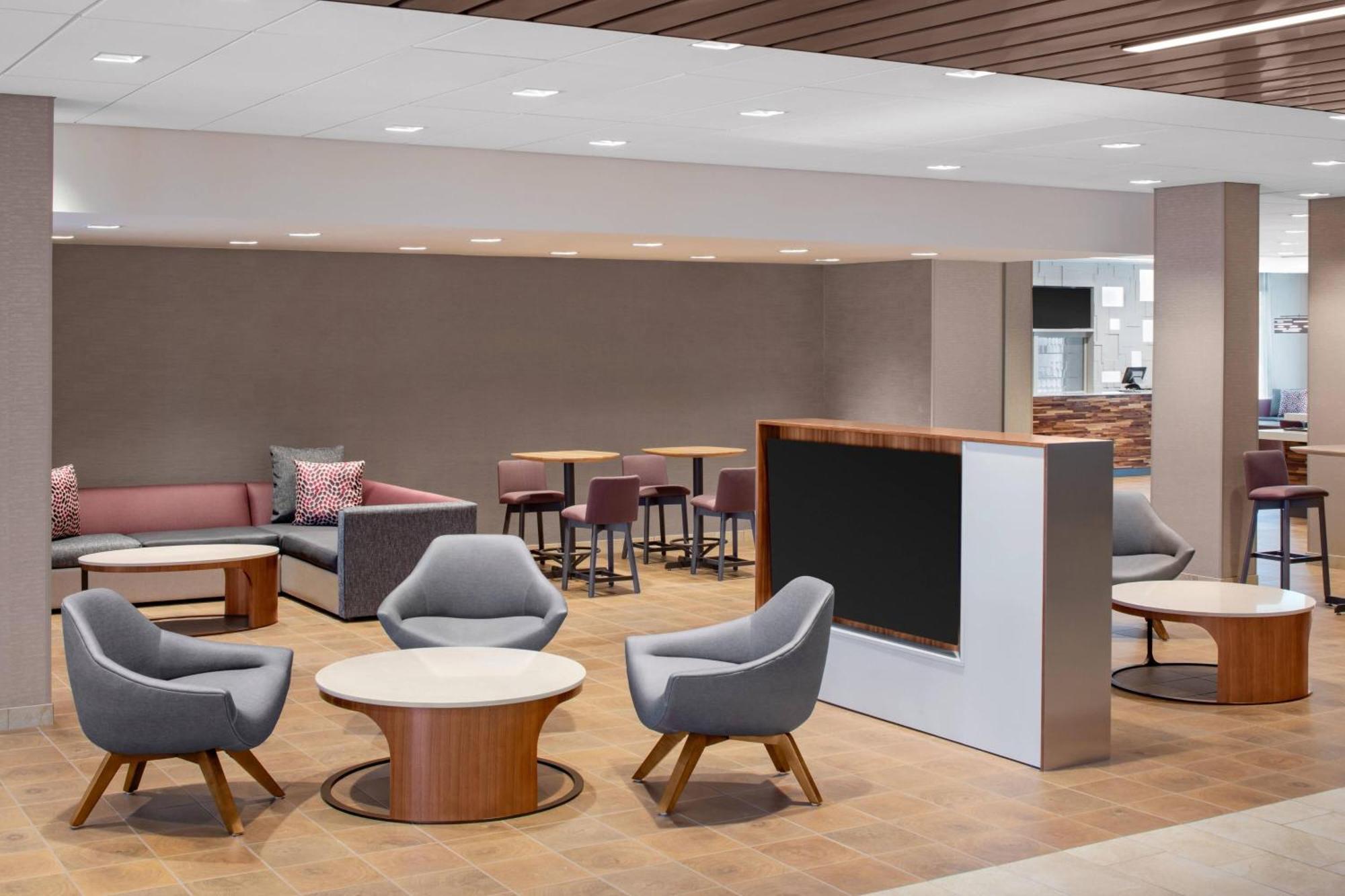 Courtyard By Marriott Wayne Fairfield Hotel Kültér fotó