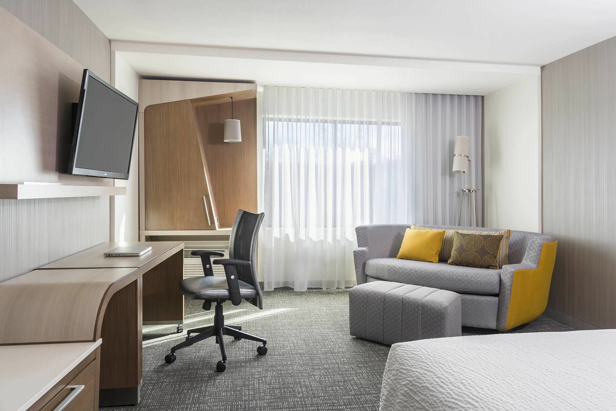 Courtyard By Marriott Wayne Fairfield Hotel Kültér fotó